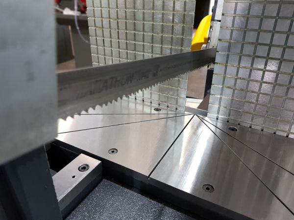Choosing a bandsaw for structural sections