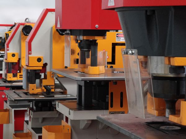 Choosing a steelworker - is a single or twin cylinder model best for you?